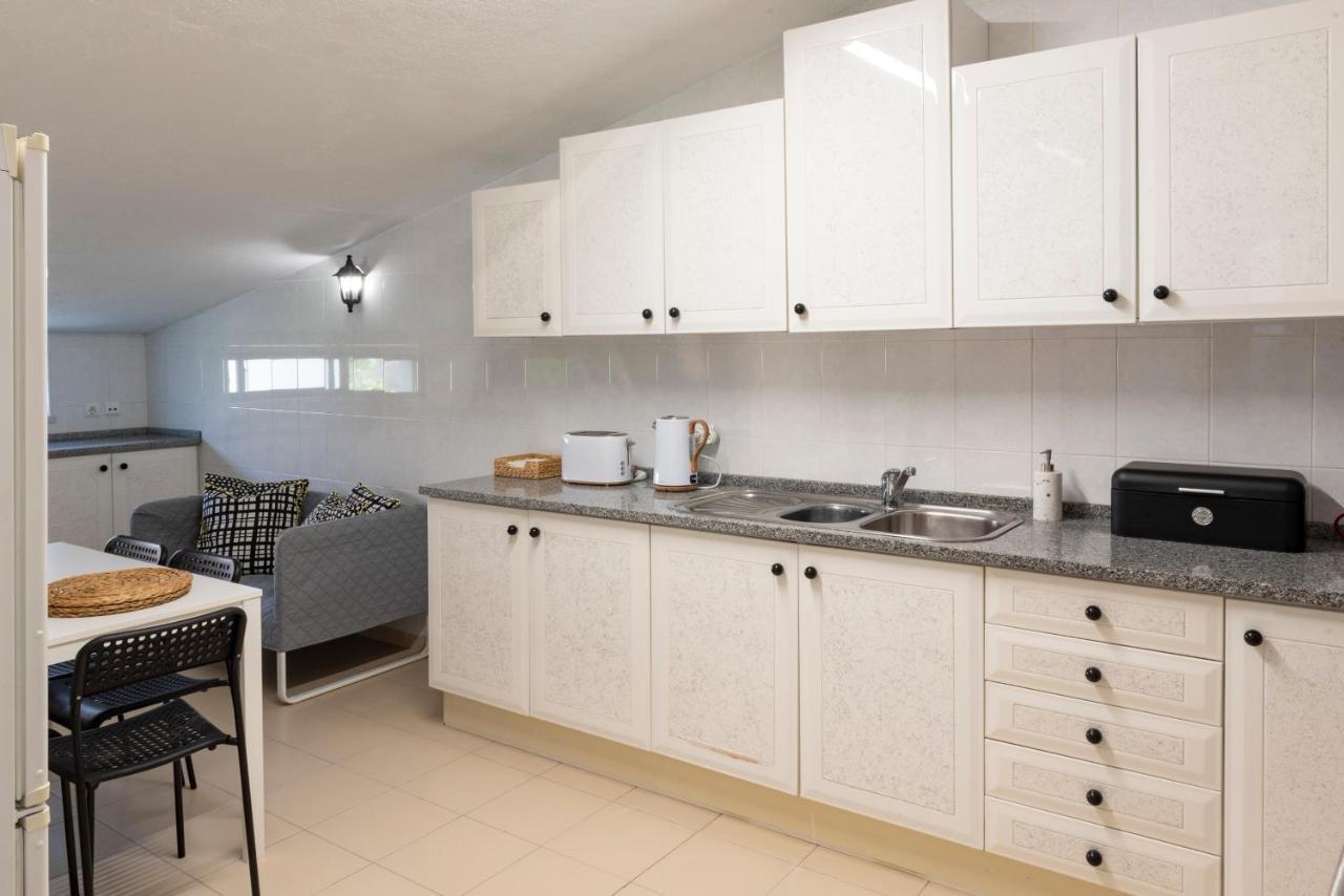 Vita Portucale ! Nook Beach Apartments Costa de Caparica Exteriör bild